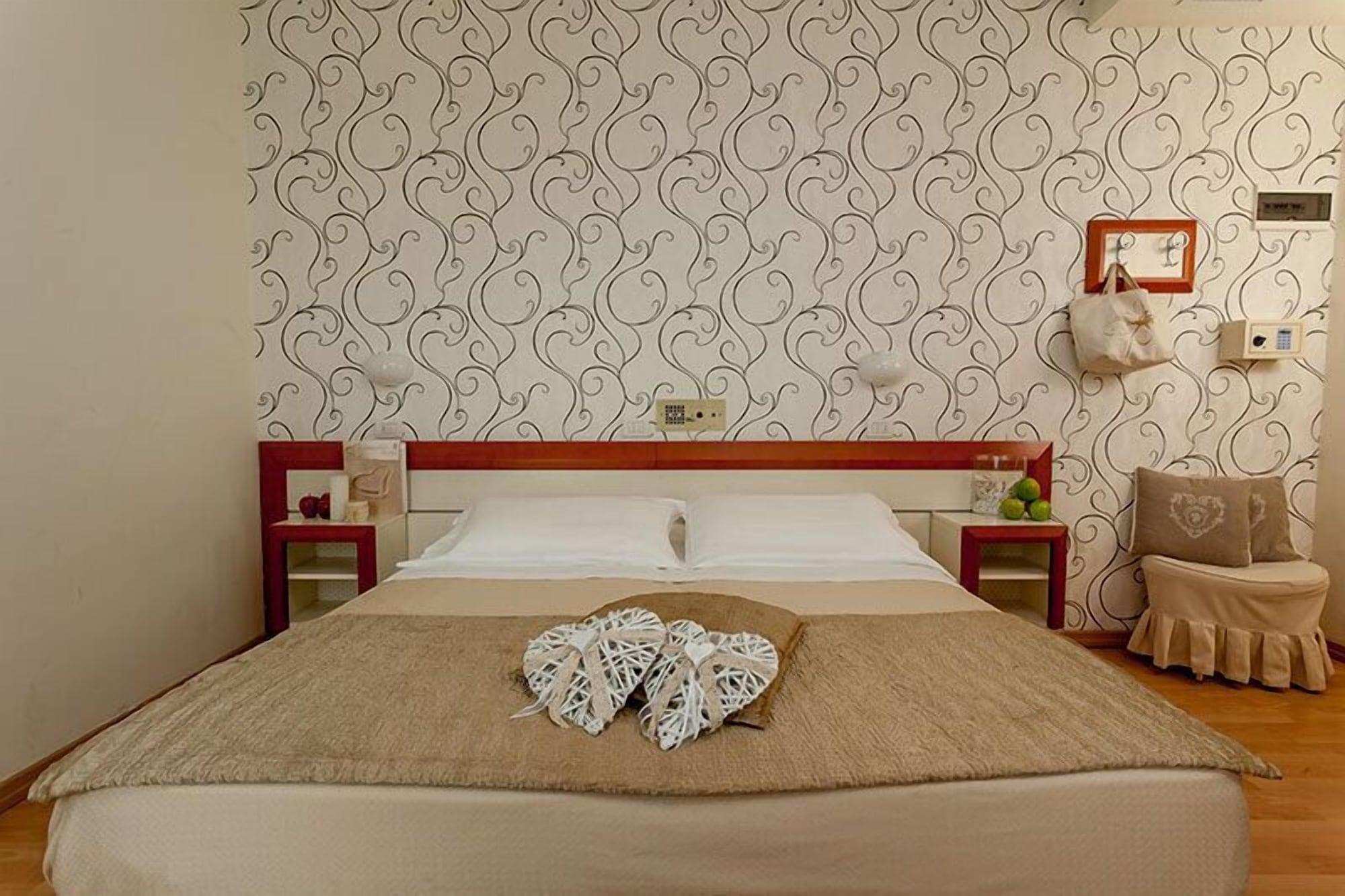 Aristeo Hotel 3*